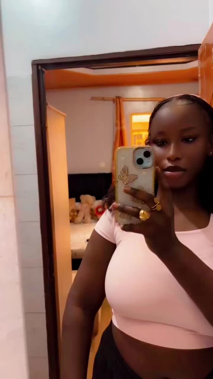 @emmynita2