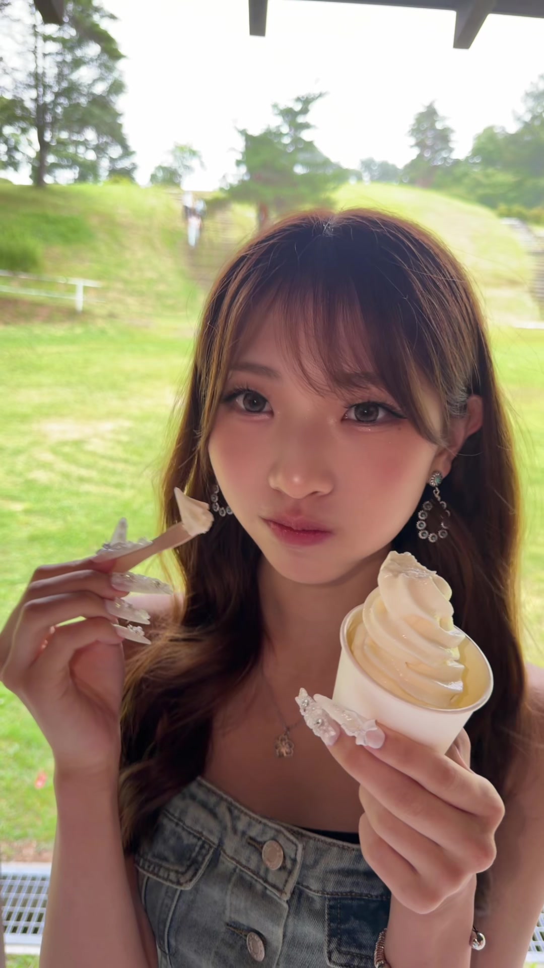@瑚彩