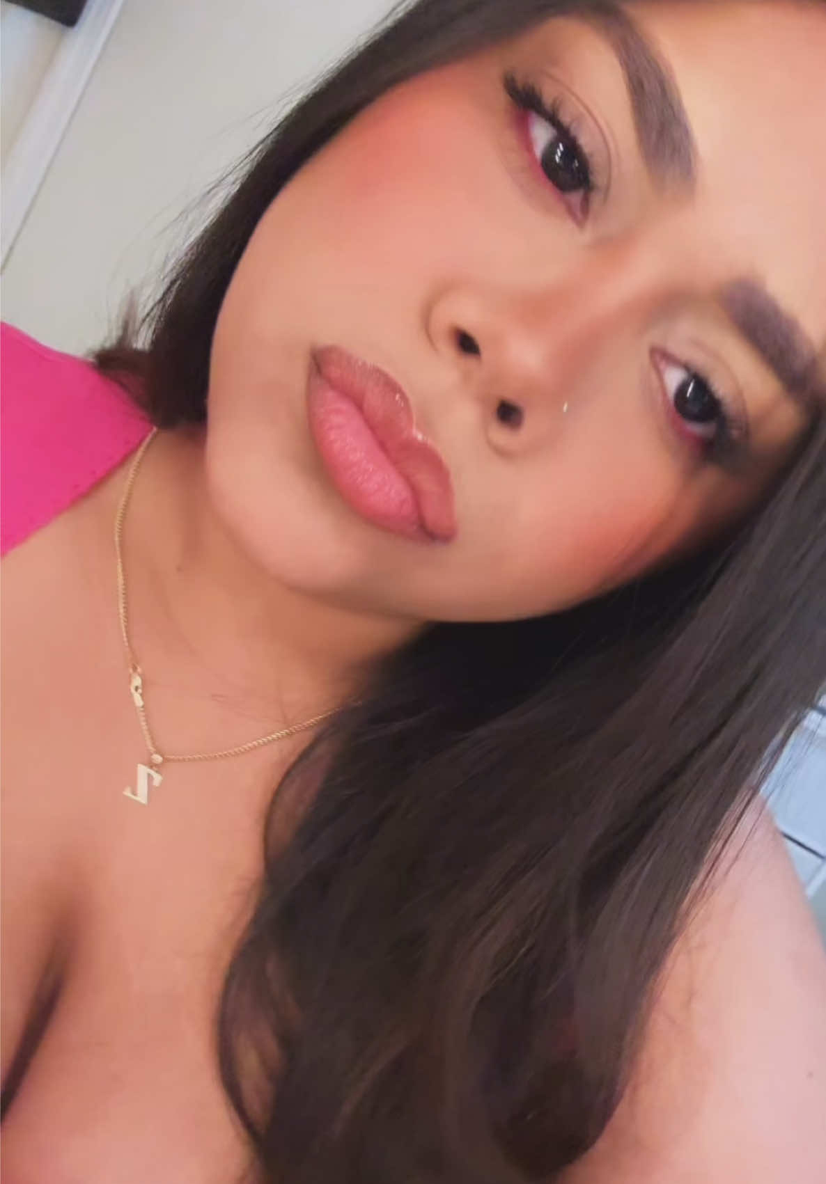 @daniela