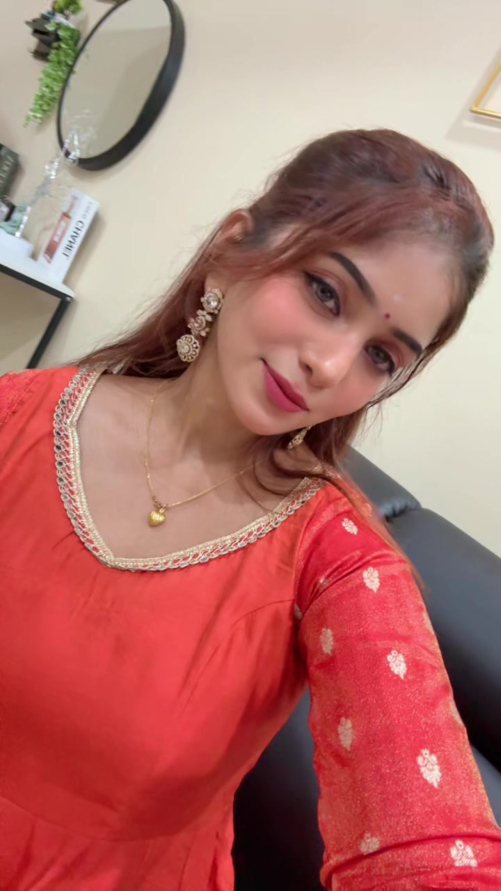 @Devisree Mua