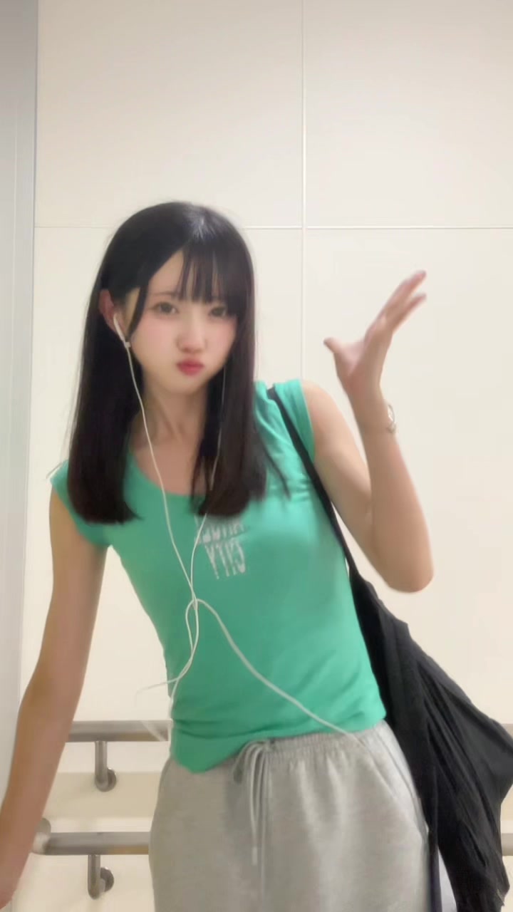 @東恩納瑠花