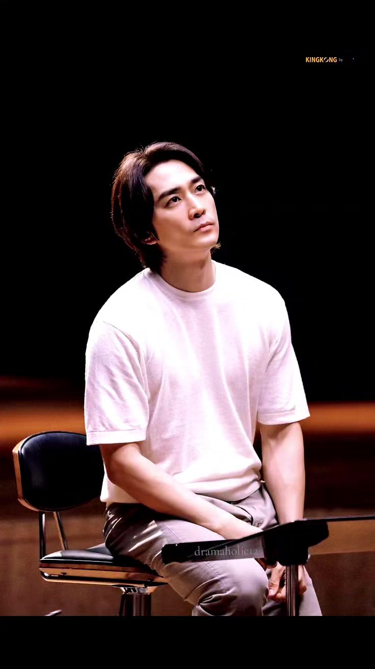 @dramaholic12