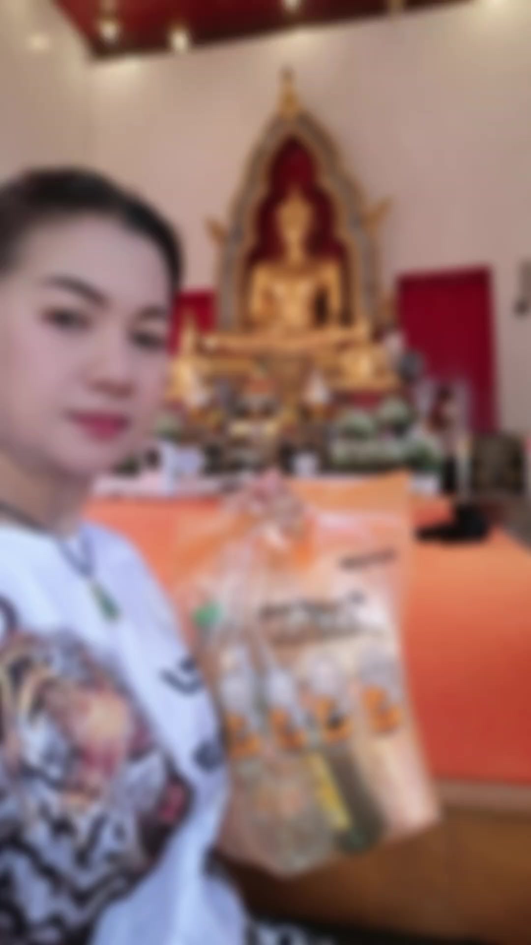 @ลูกจันทร์