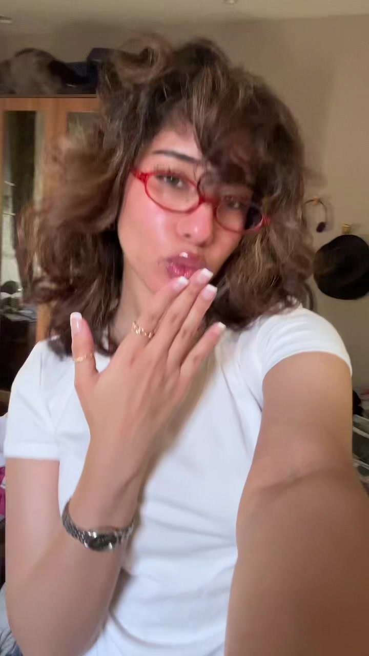 @Elaan