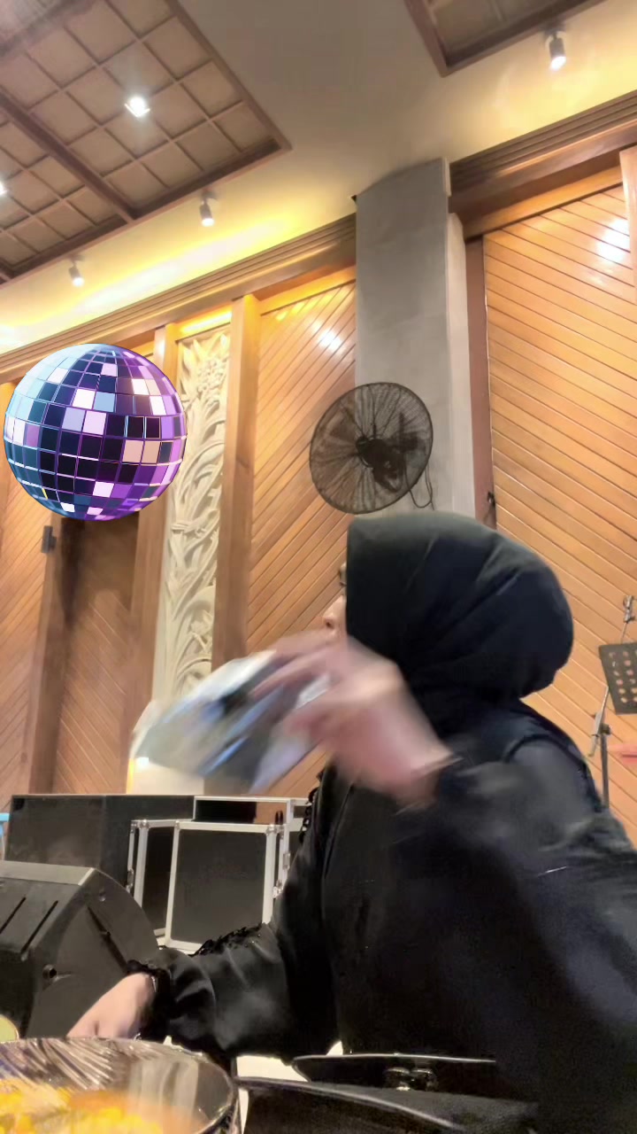 @Aghniya ❣️🐝🐝🐥