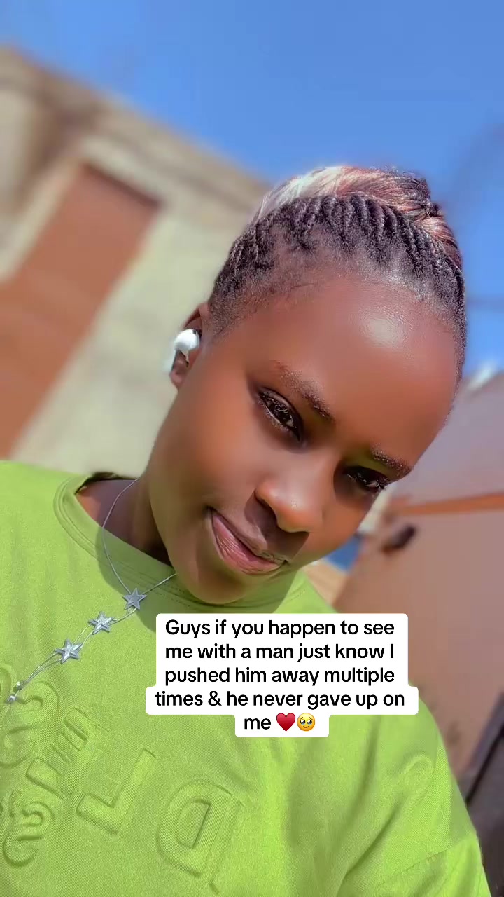 @B👑L👑A👑C👑K.  Q👑e👑e👑n
