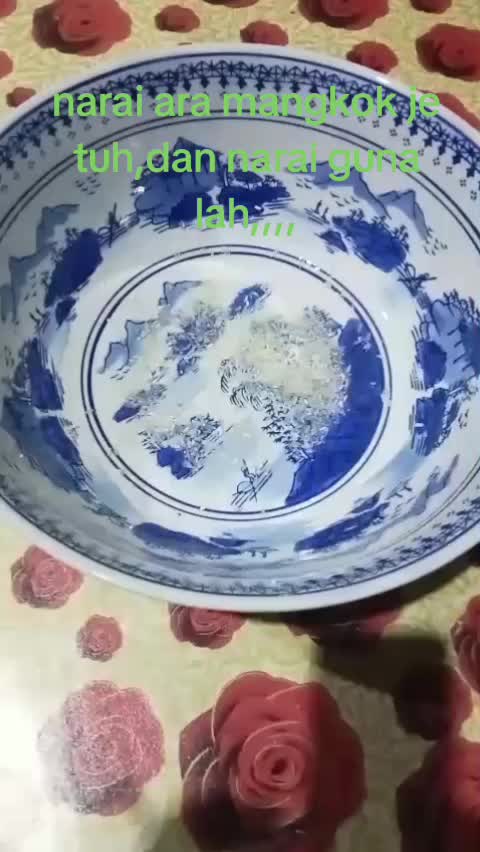 @E M y