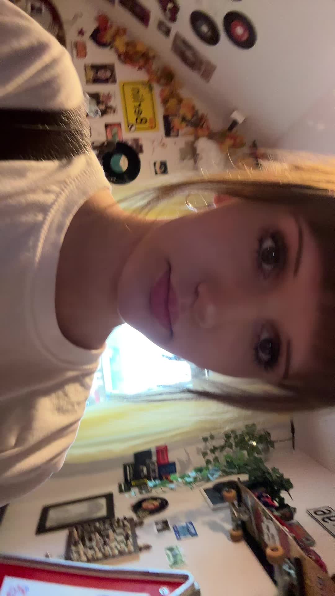@paulinethrifts🦢