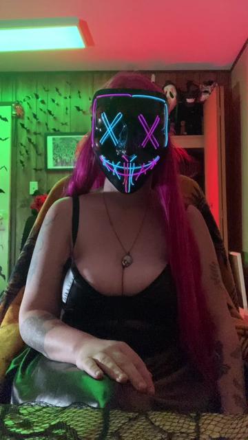 @horror queen 🧟♀️👑