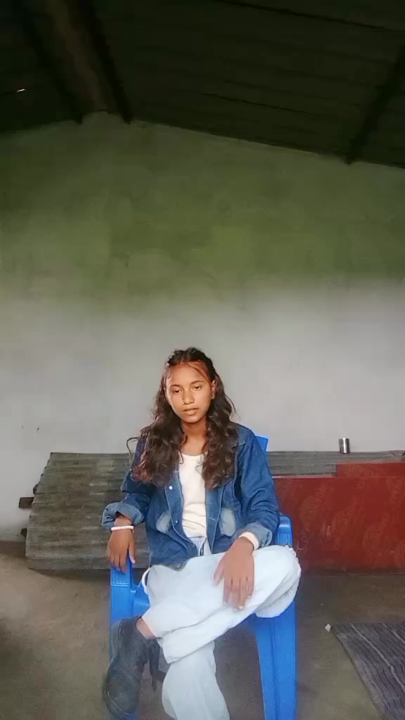@Karki.G..🖤😏