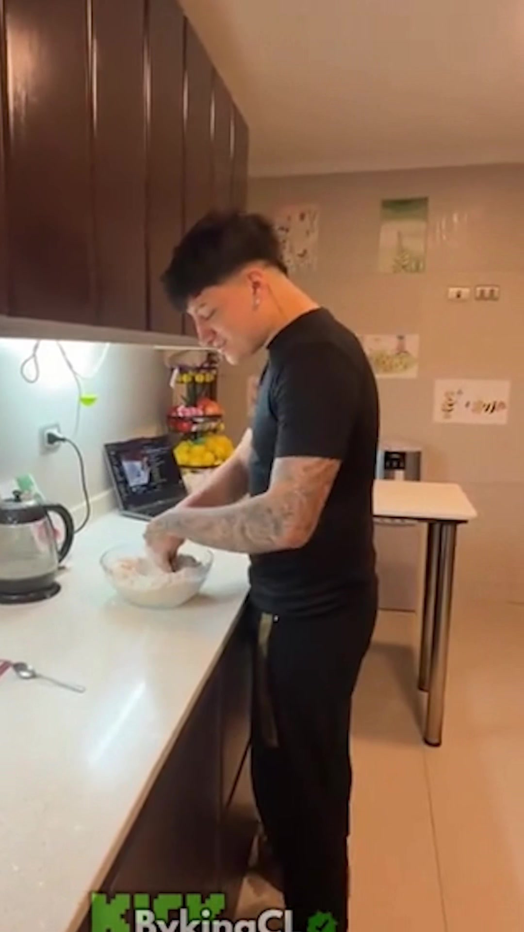 @CrisBits