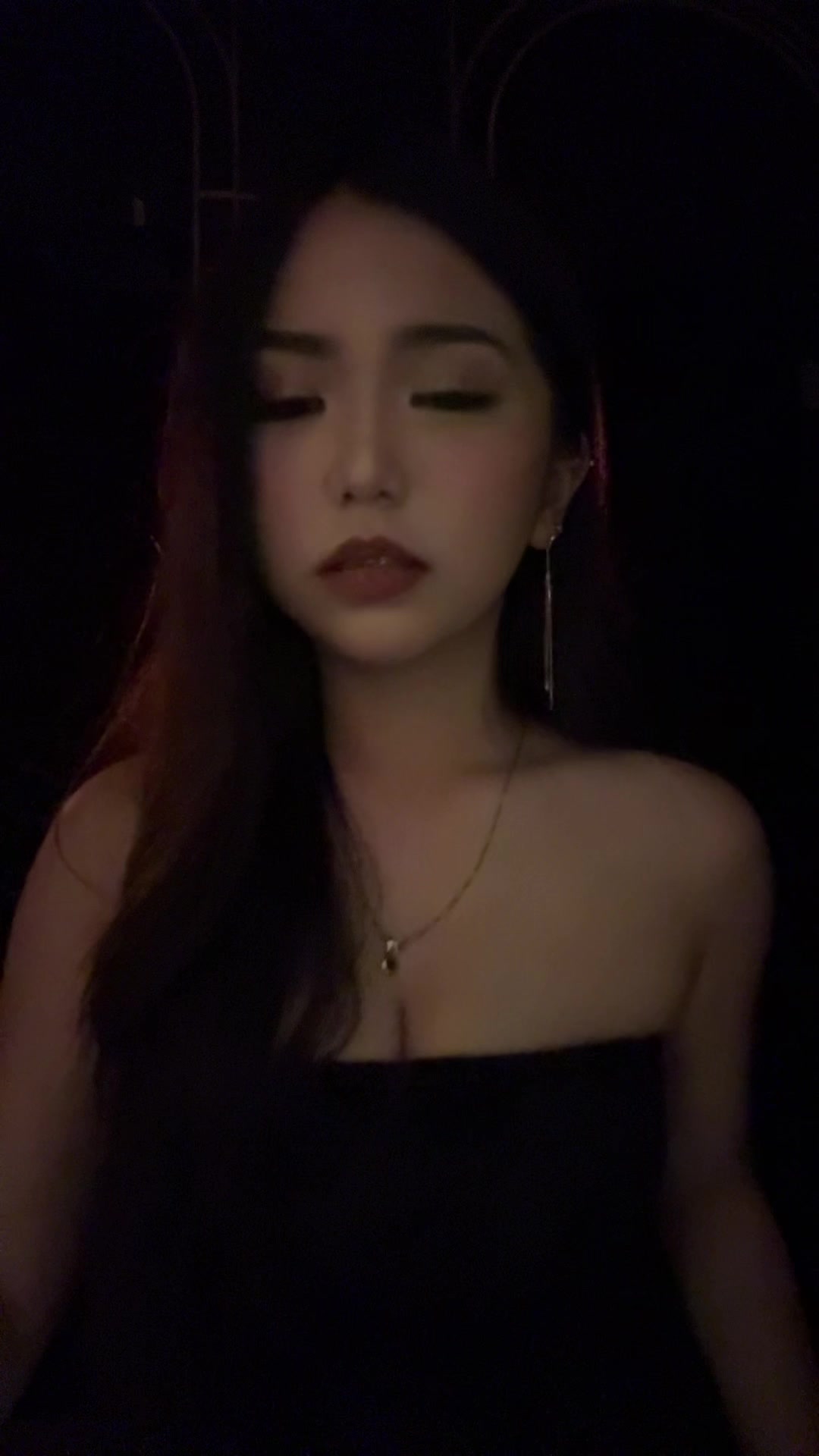 @Erikas___