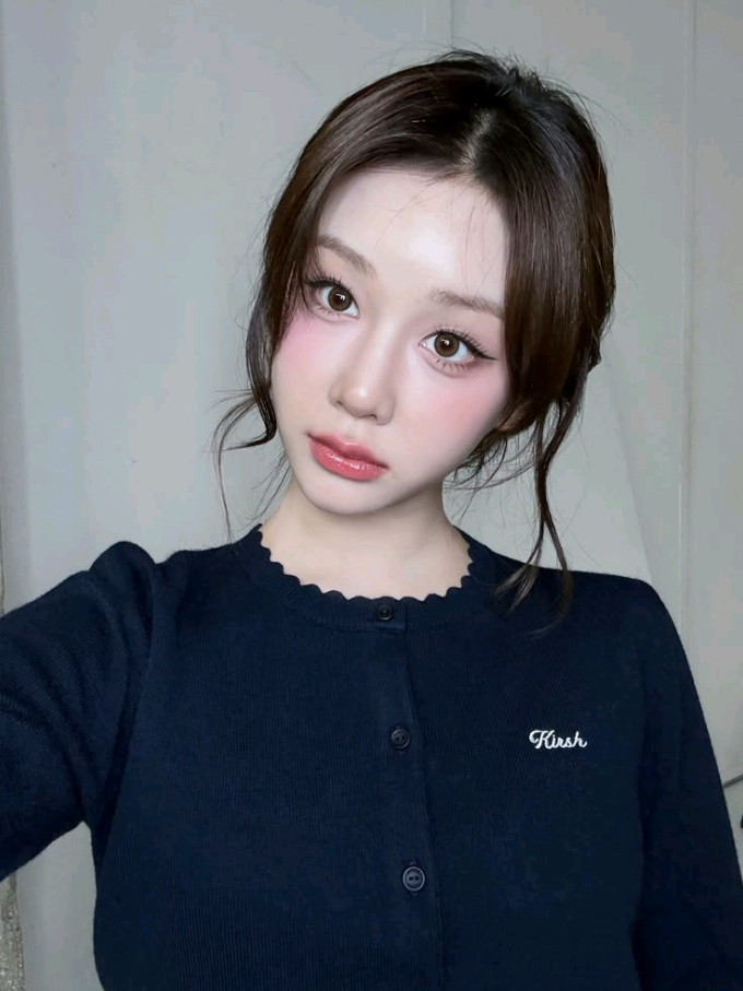 @아연