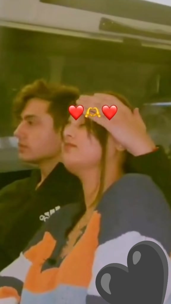 @Jana ,(...I...) 🦋..✨💞