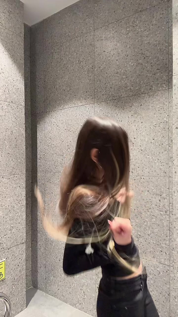 @𓏲༅