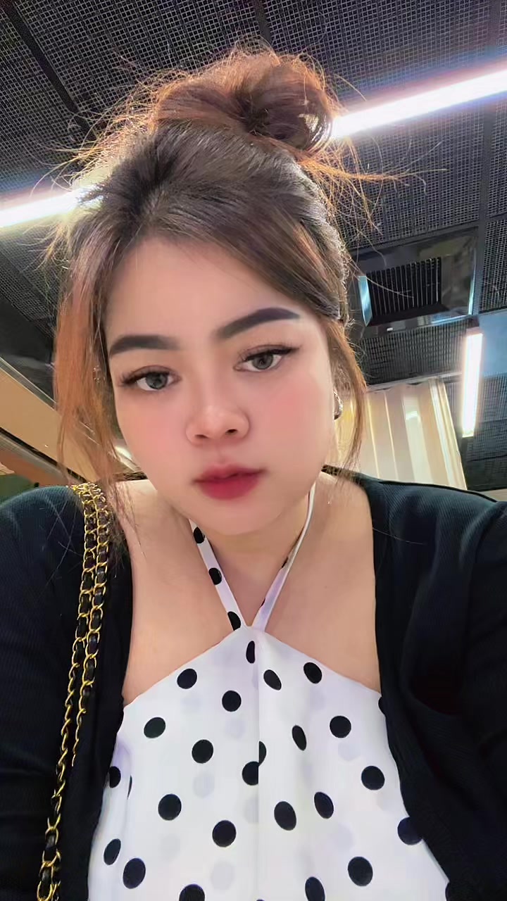 @Y U F F I