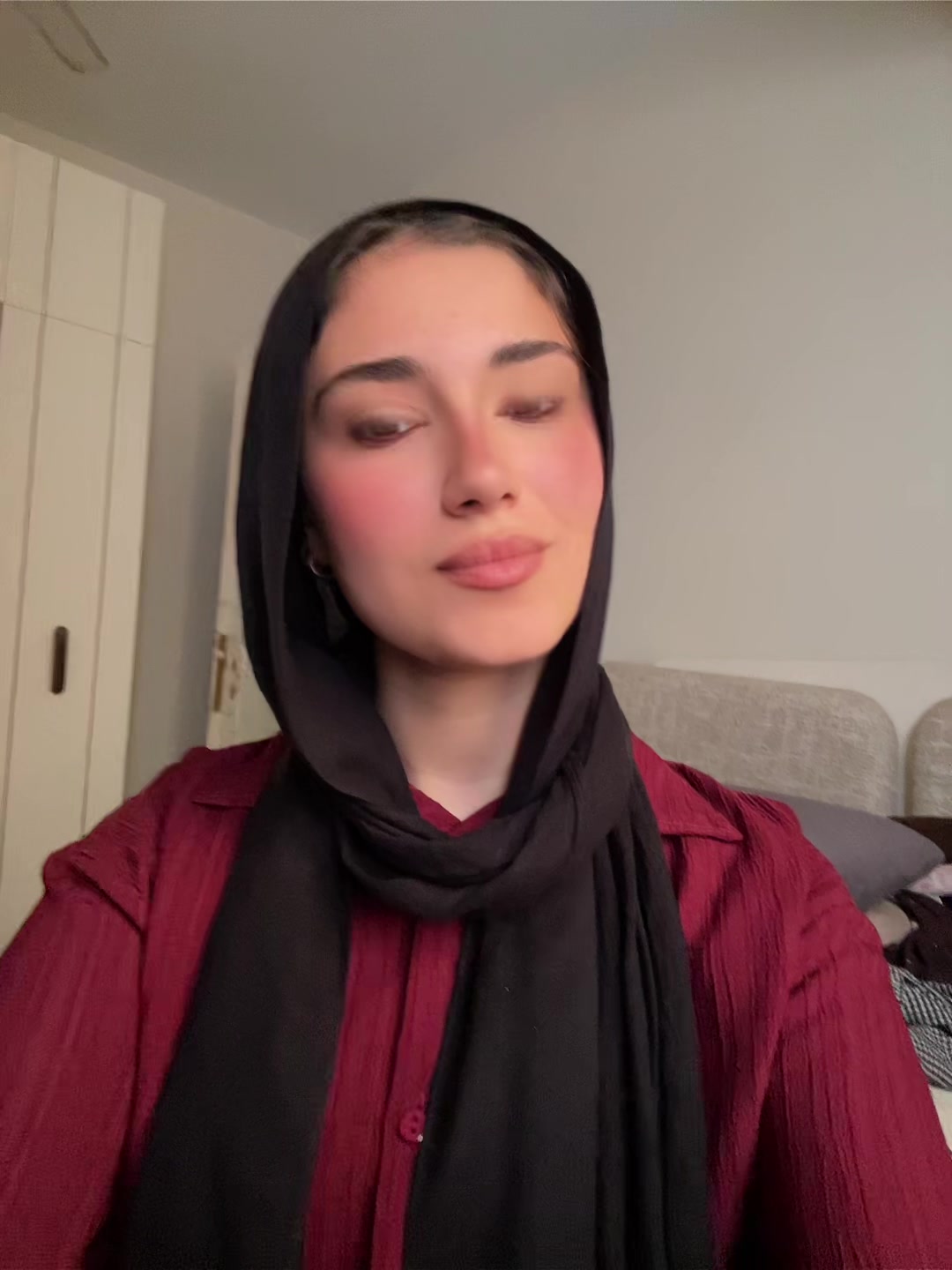 @هناااا