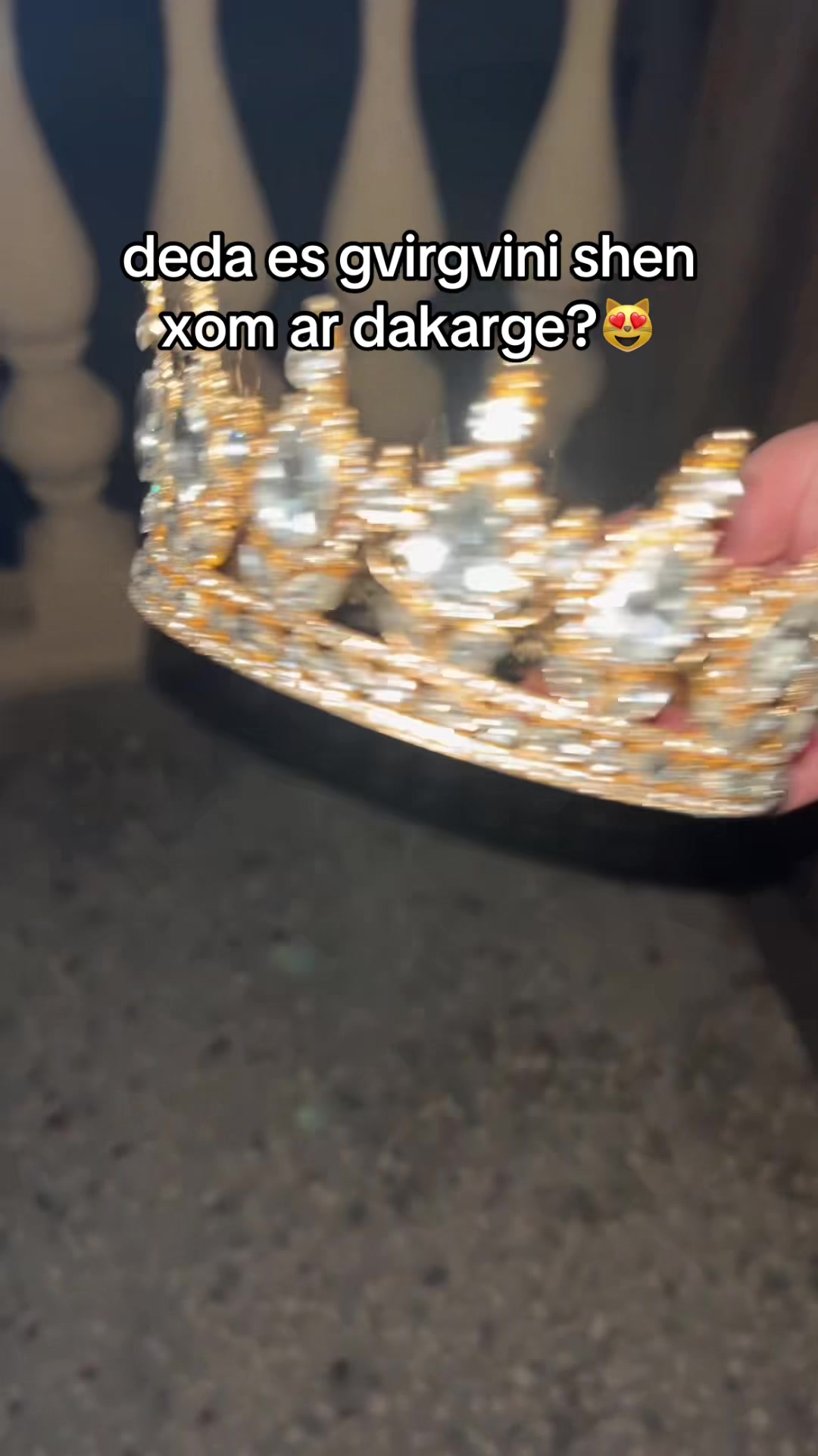 @🎧