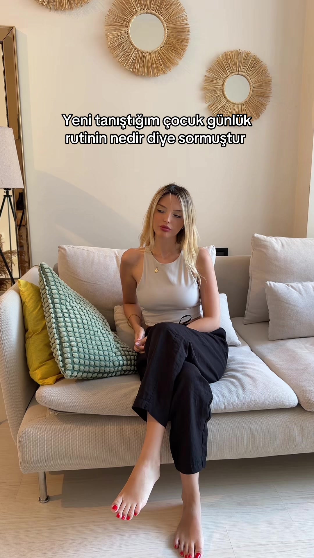 @Nur 🦩