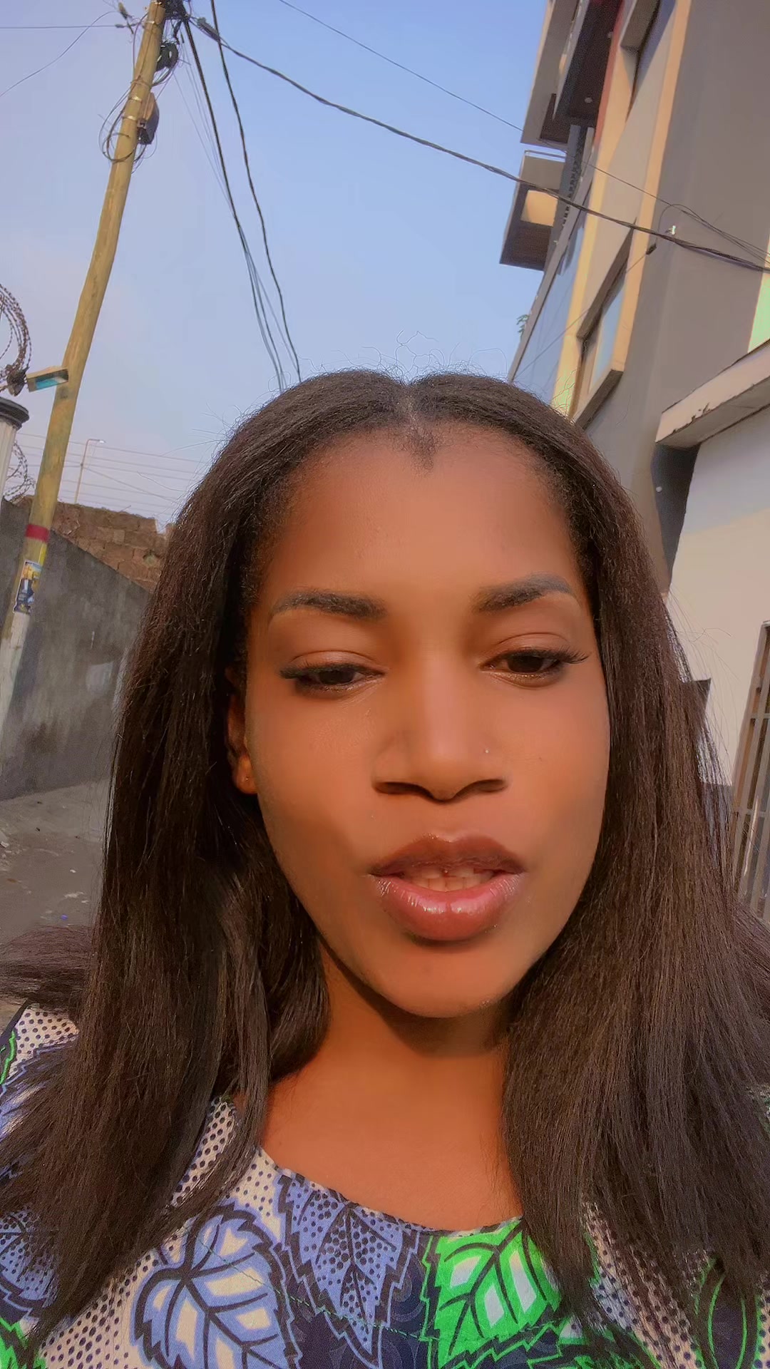 @Sarah Muzi la star