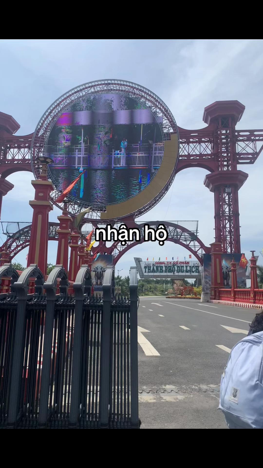 @𝓗