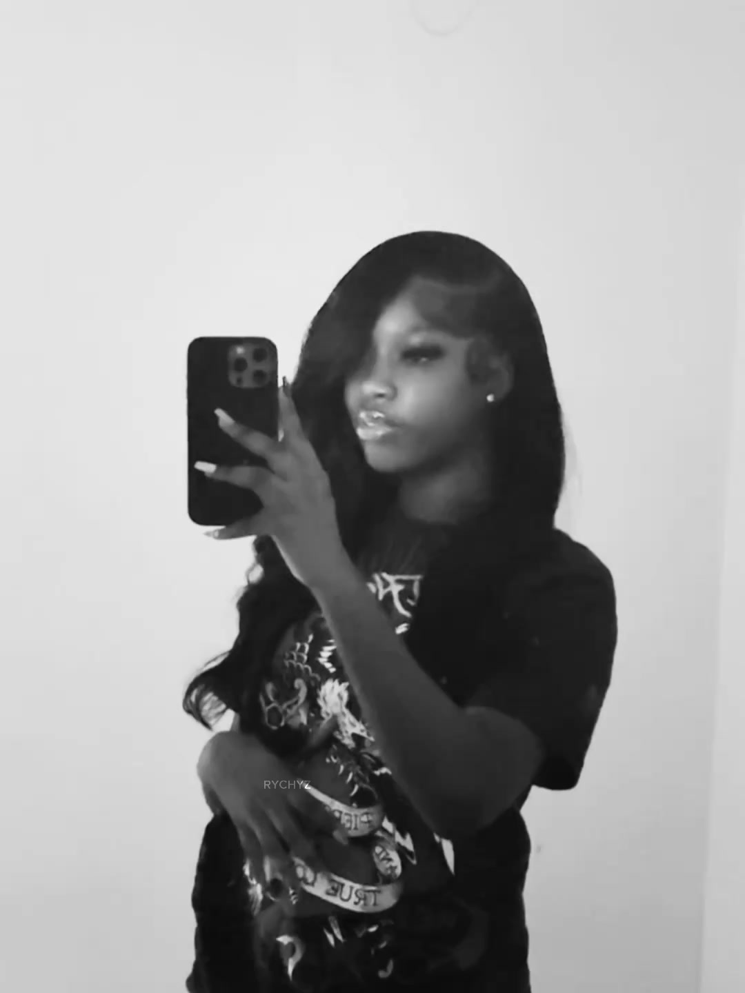 @jxynoya_