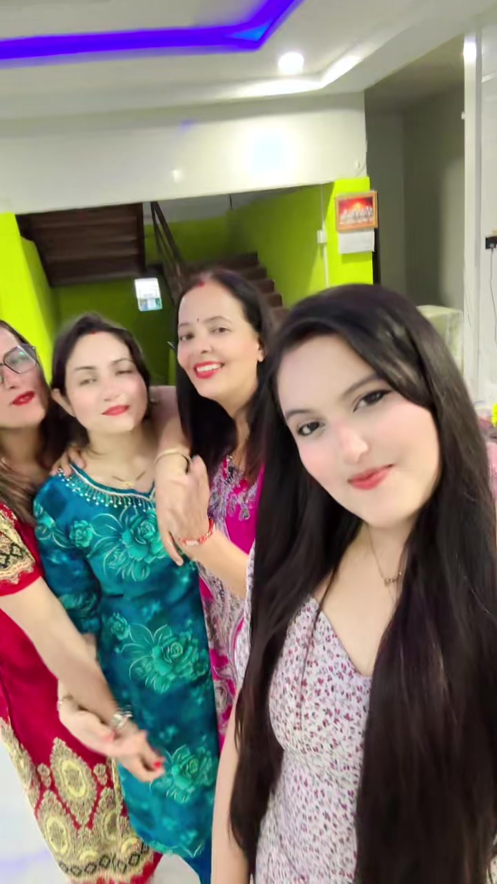 @Aarohi Aarohi