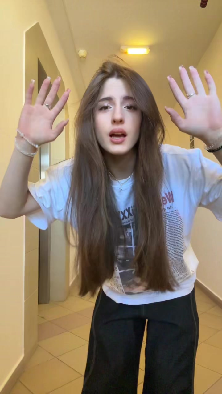 @аделька крх