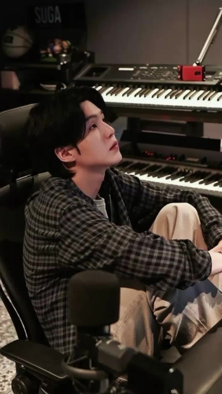 @btsxtreasure