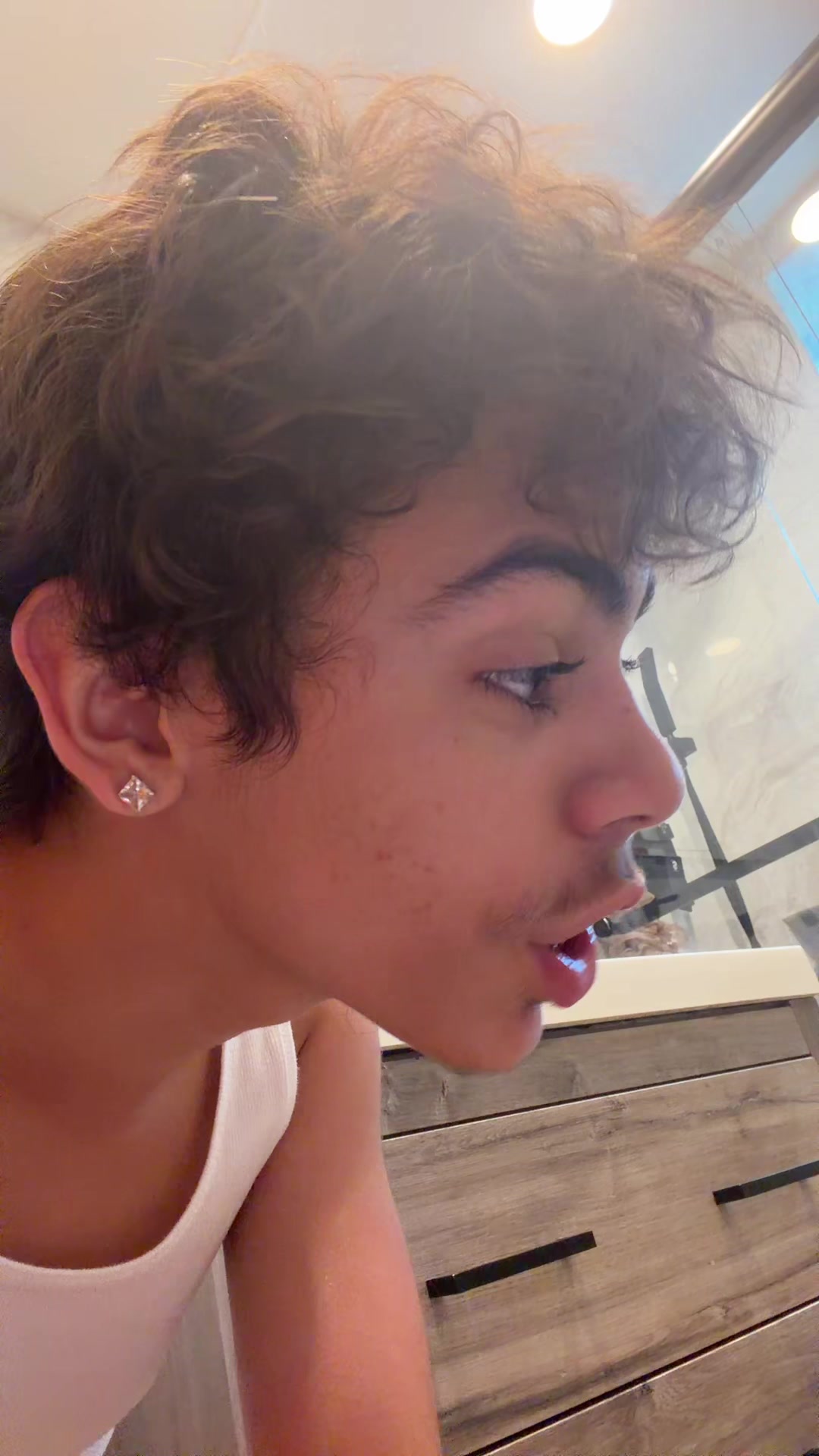 @iseezayy