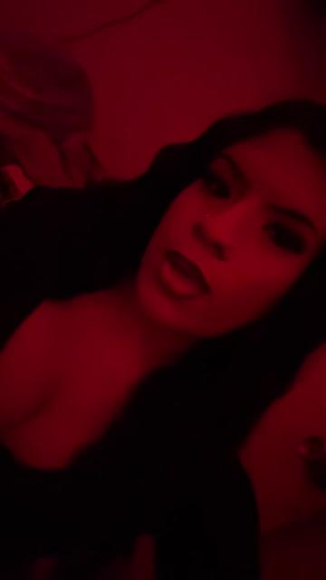 @Lulhennygvnk22