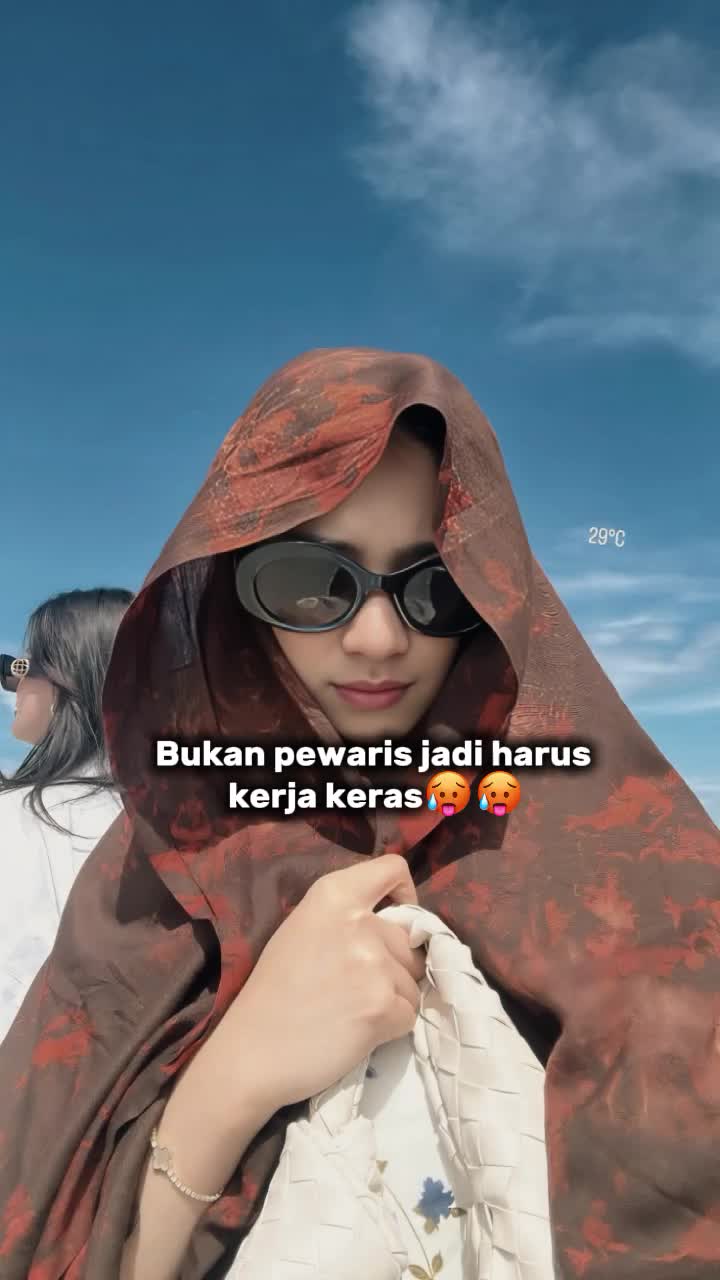 @Wall [CM]