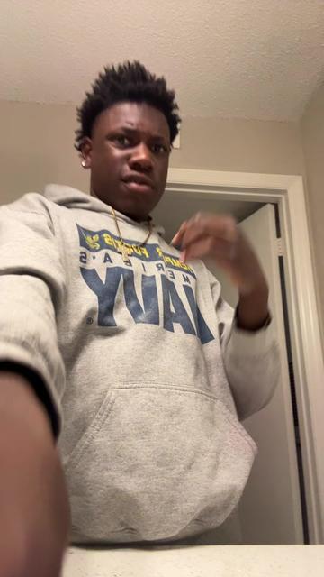 @Mr let me in dat twat