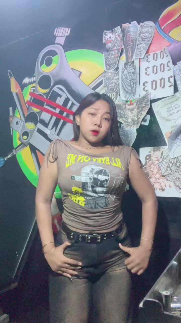 @ᥫ᭡ Khin Ma Ma စဥ့်ကိုင်သူလေး🤍