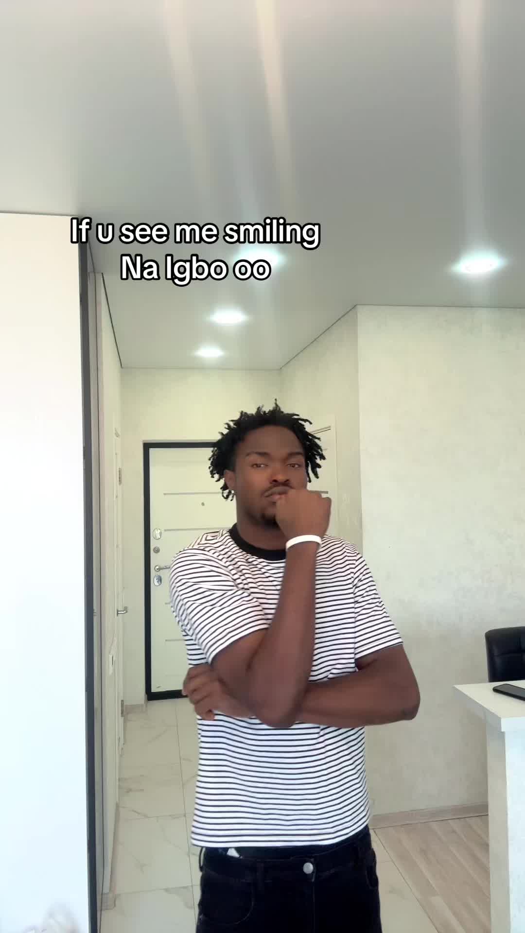 @〽️AYOR_>🗿🧃