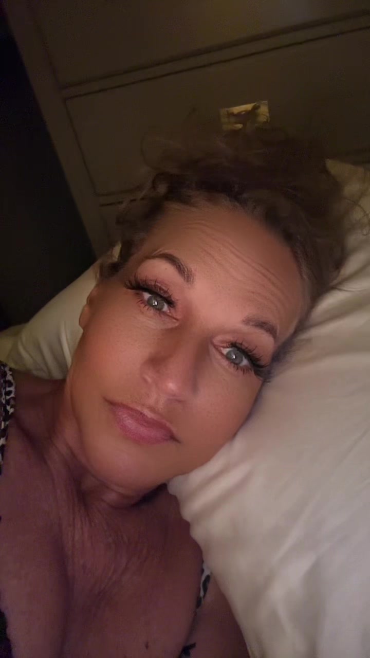 @KymSimsOfficial