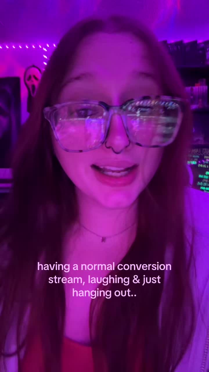 @halesbalesgames | Twitch 𐙚 ̊