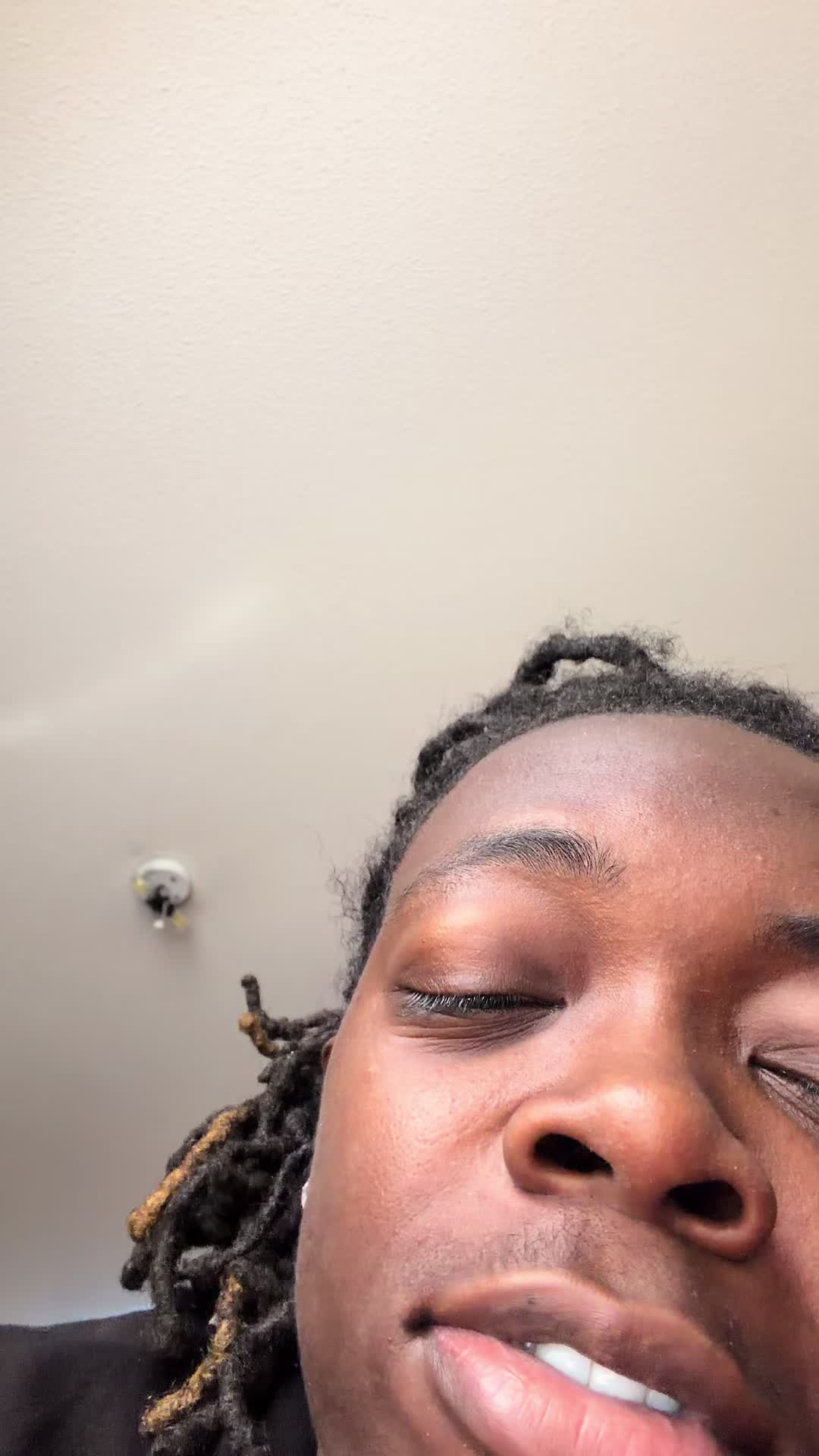 @Zayy