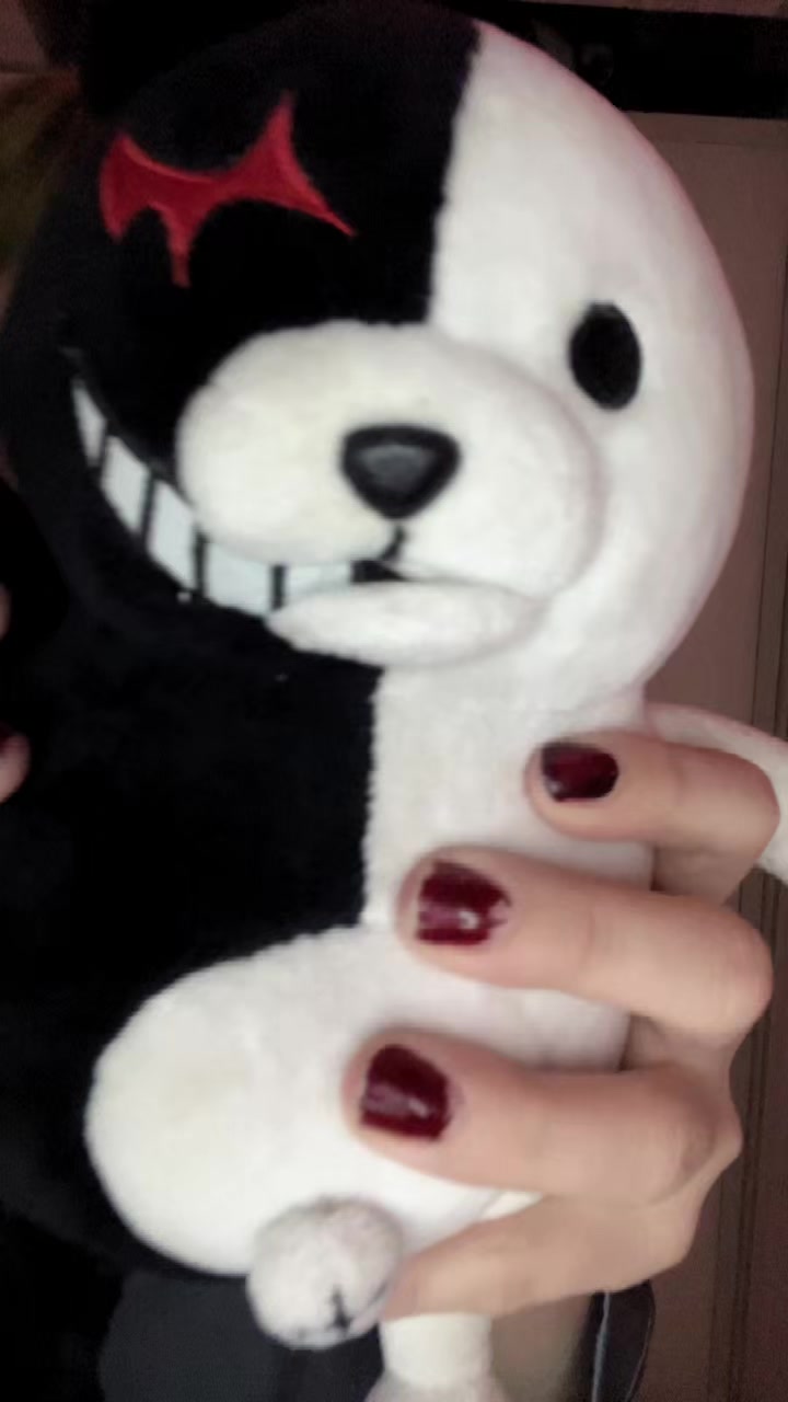 @kkkllerien