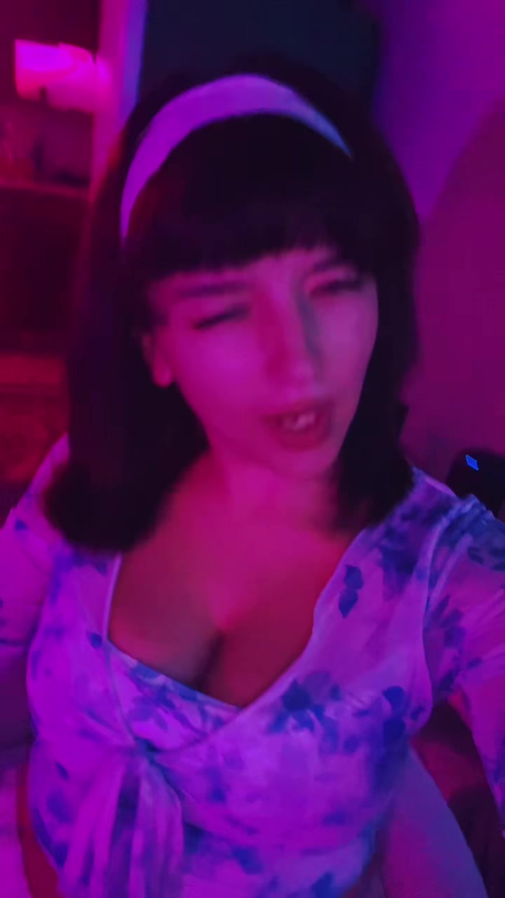 @Laurena🌷