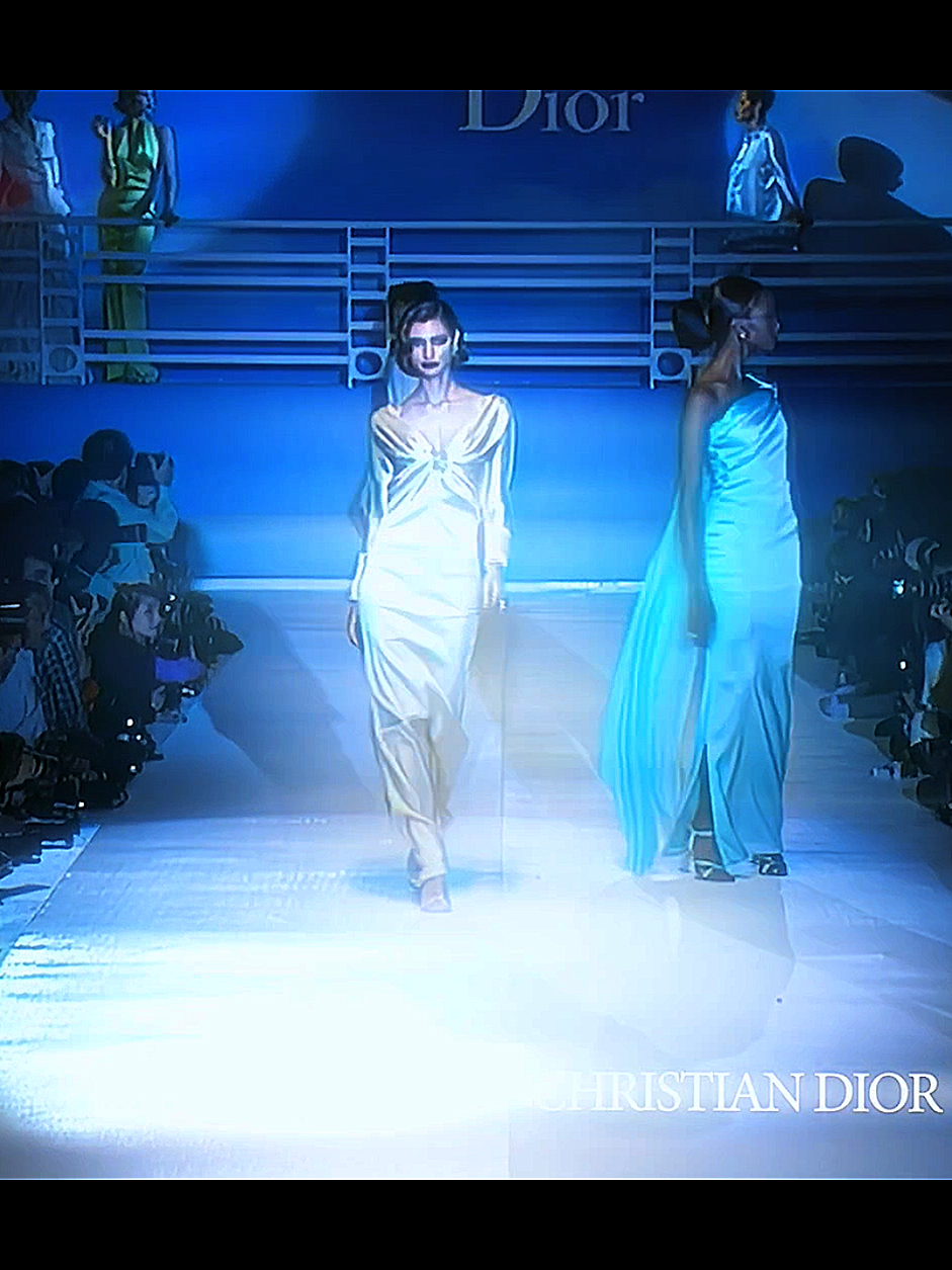 @fashion.runways