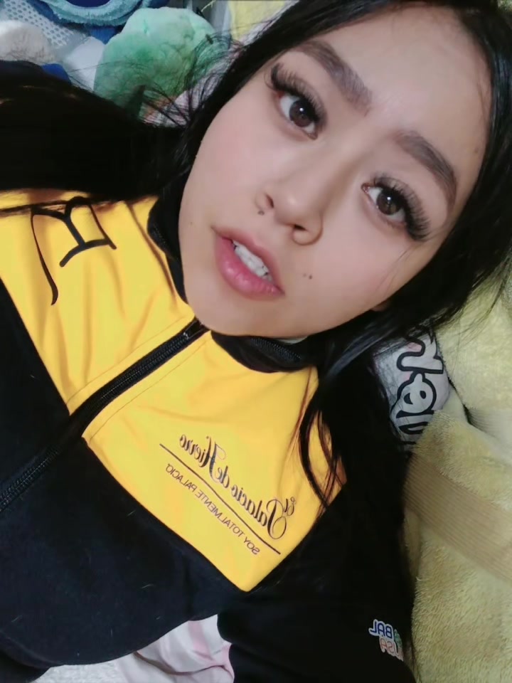 @itzayana