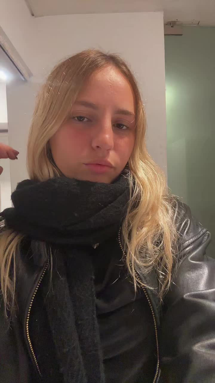 @manumey_