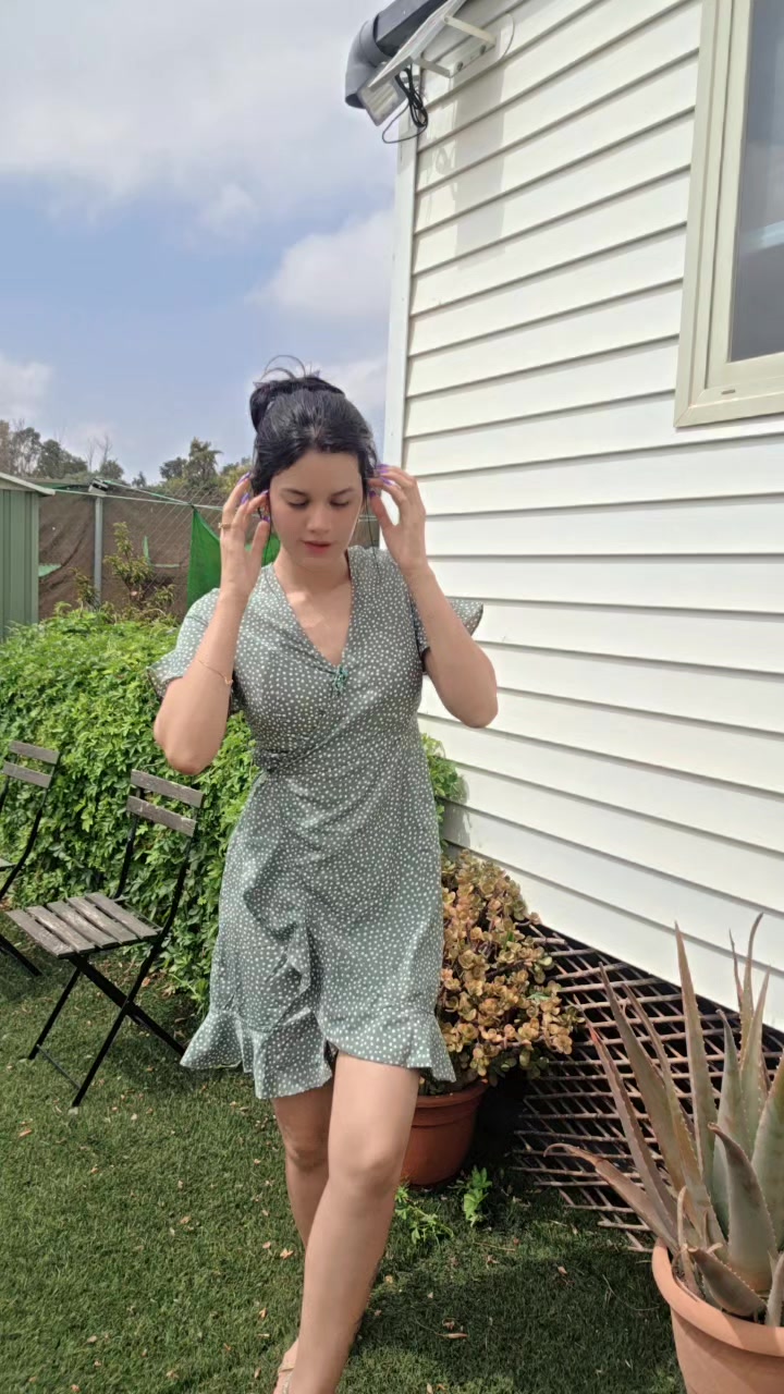 @KatLyzz