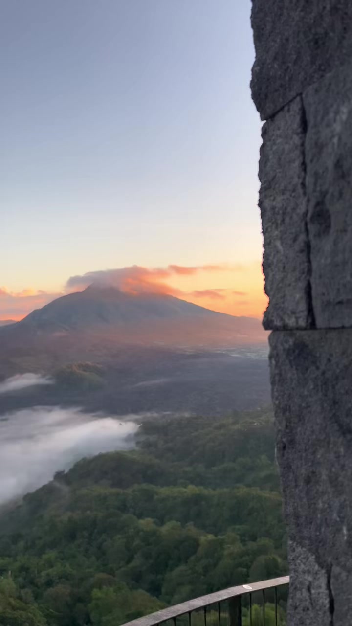 @Amora Kintamani