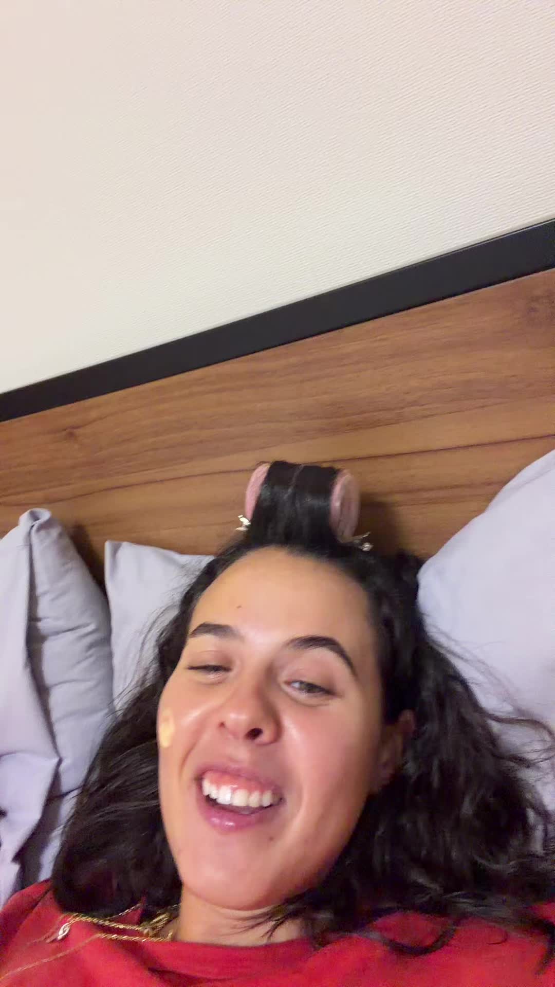 @nenas teixeira