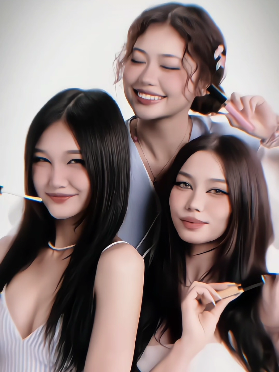 @๐๐พ๐ป๐พ~๐ท๐๐๐