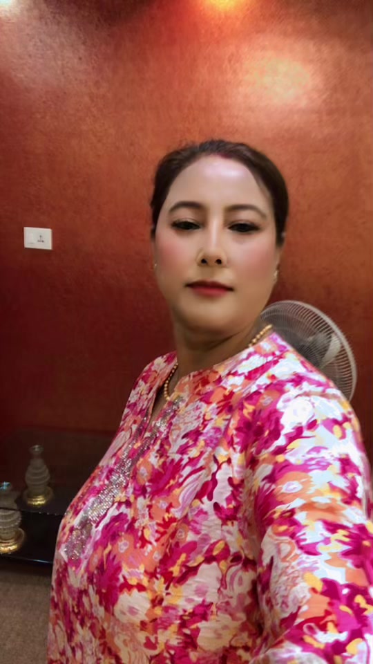 @Nirina shrestha
