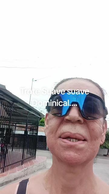 @alemoAlessia Moya Lopez