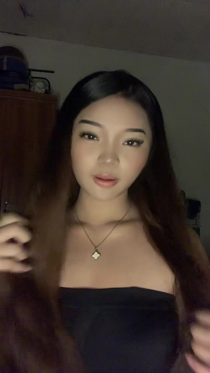 @alexiscy